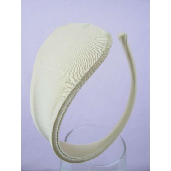 Beige C string