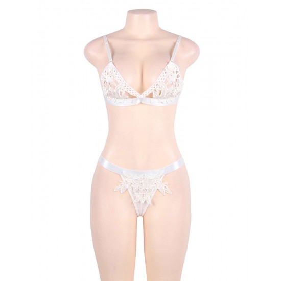 Plue size White Lace Crochet Hook Bralette Lingerie Set