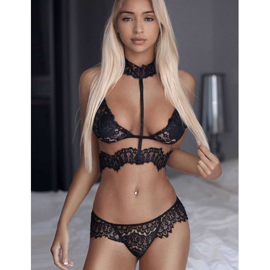 Plus Size Black Seductive Strappy Choker Lace Bra Set